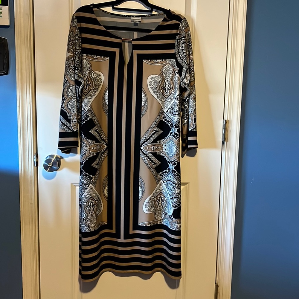 Printed dress with 3/4 sleeve